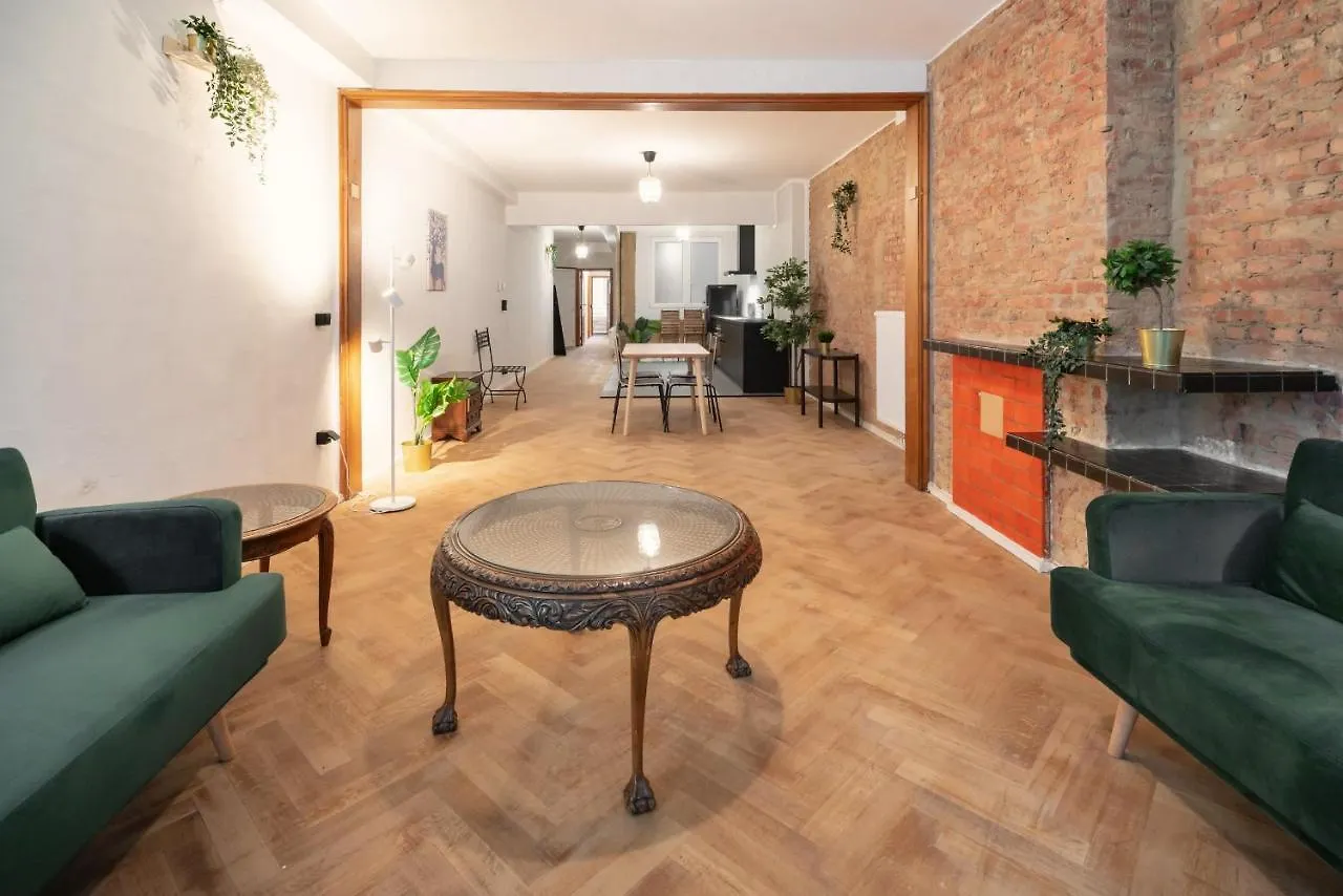 Charming And Spacious Antwerp City Center Apartments