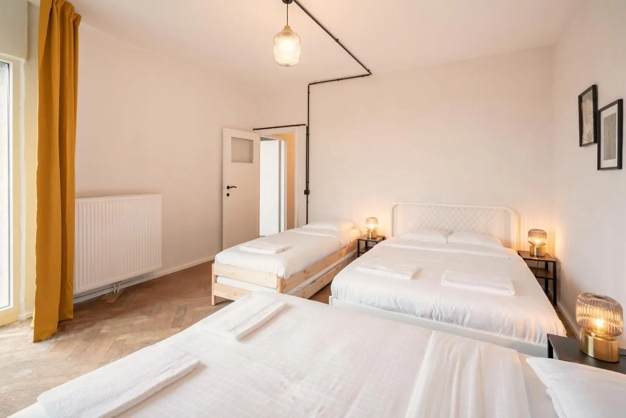 Charming And Spacious Antwerp City Center Apartments